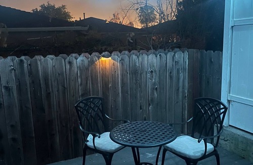 Pico - Robertson Apartment | Beautifully renovated Private guesthouse.