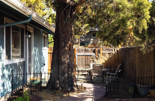 Orchard District House | Bend Home Near Orchard Park Sleeps 4