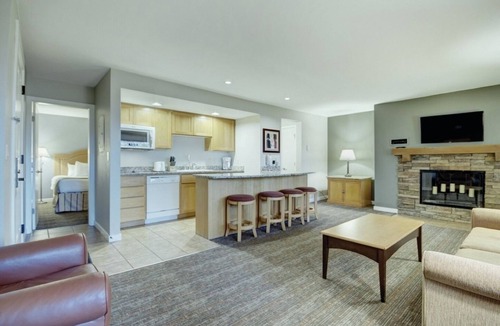 Bend Resort | Bend | Peaceful Forest Retreat | Pool + Trails