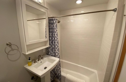 East Village Apartment | Best 2 Bedroom in Downtown Long Beach