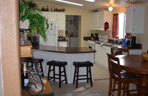 Pahrump House | ! BEST Long Term in town. Spring Mountain, Death Valley - Retreat