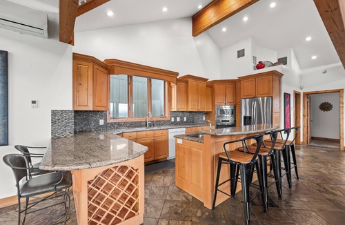 Bear Hollow Village House | Best of Bear Hollow. Lavish 7-Bedroom For Winter and Summer Fun.