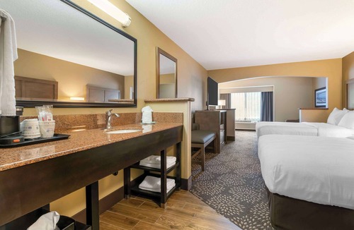 Astoria Hotel | Best Western Columbia River Waterfront Hotel Astoria