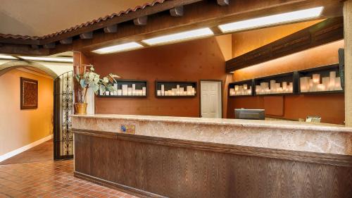 Clearlake Hotel | Best Western El Grande Inn