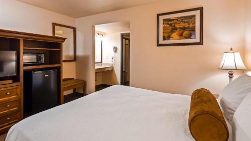 Clearlake Hotel | Best Western El Grande Inn