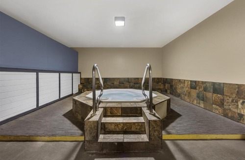 Florence Hotel | Best Western Pier Point Inn