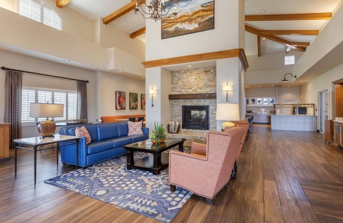 Kingman Hotel | Best Western Plus A Wayfarer's Inn And Suites