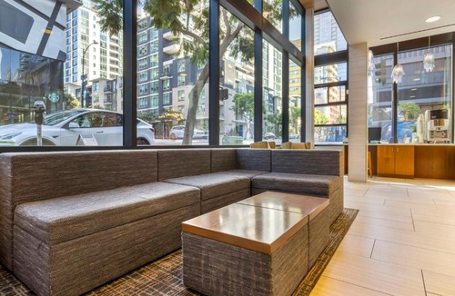Downtown San Diego Hotel | Best Western Plus Bayside Inn
