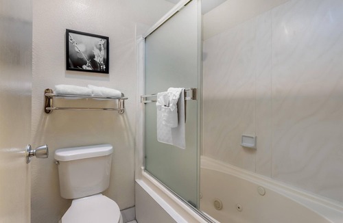 Santa Clara Hotel | Best Western Plus Inn of Hayward