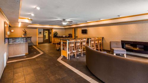 Lincoln City Hotel | Best Western Plus Landmark Inn