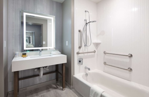 Washington Hotel | Best Western Plus Settlers Point