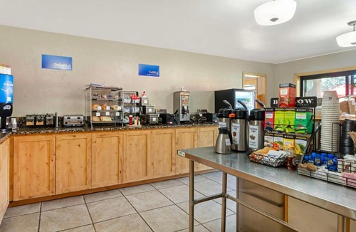 Sisters Hotel | Best Western Ponderosa Lodge