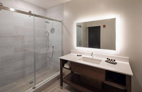 Winters Hotel | Better Choice for your Vacation! Pets Are Welcome, Free Parking!