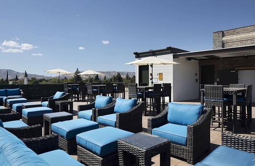 Winters Hotel | Better Choice for your Vacation! Pets Are Welcome, Free Parking!