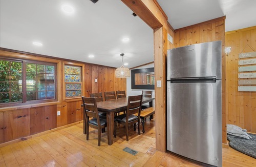 Arch Cape Cabin | Betty’s Place - hot tub, sauna, dog friendly, sleeps 10!