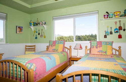 Beverly Beach House | Beverly Beach Overlook