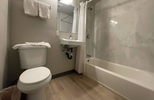 Lincoln Acres Hotel | Big 7 Motel Chula Vista I-5