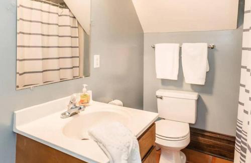 Savannah Victorian District House | Big Blue House - Both Units - Near Forsyth Park