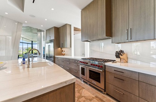 Bighorn House | Big Horn Retreat- 4 Bed, 4 ensuite bath, MNT, Golf course views! Epic backyard.