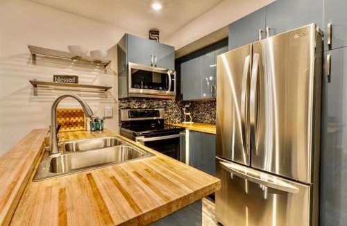 Majestic Pines Apartment | Bigwood 5