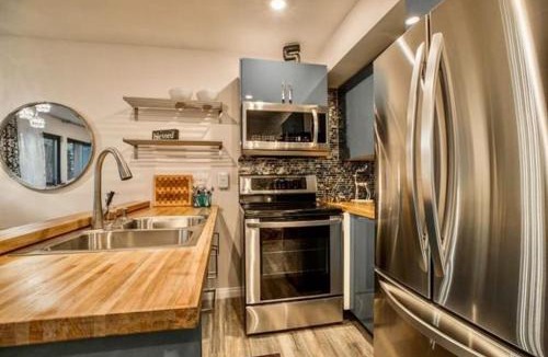 Majestic Pines Apartment | Bigwood 5