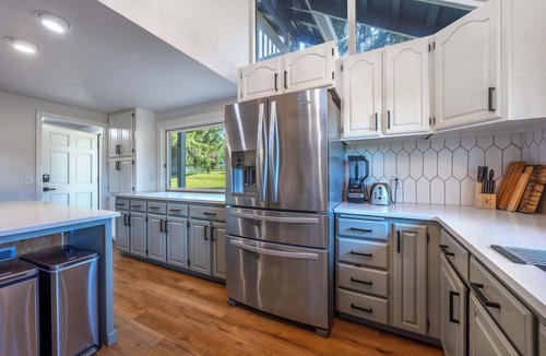 White Salmon House | Blue Eyrie - Adorable Home! Peaceful Orchard Location, Close to White Salmon