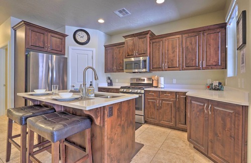 Sienna Hills House | 'Blue Sky Get-a-Way' Townhome w/Patio, Grill
