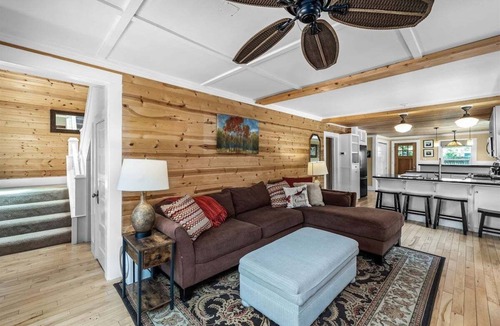 Old Bend House | Bluebird Day - River West: A serene riverfront retreat in Bend, OR, with 3 beds and stunning views.