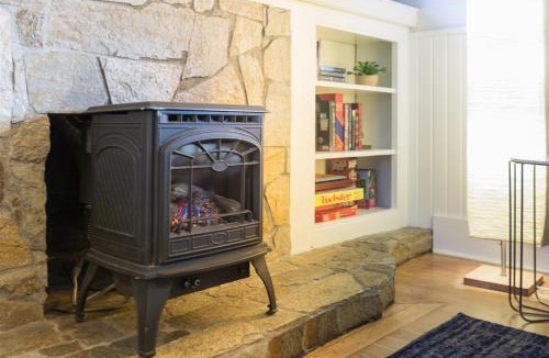 Old Bend House | Bluebird Day - Star Cottage