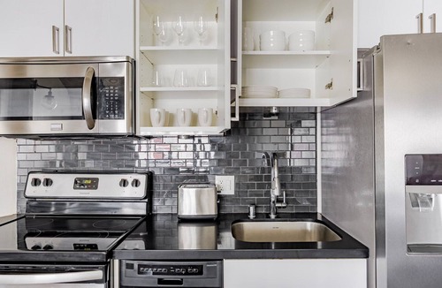 Hollywood Apartment | Blueground | Hollywood, view, nr Hollywood Sign