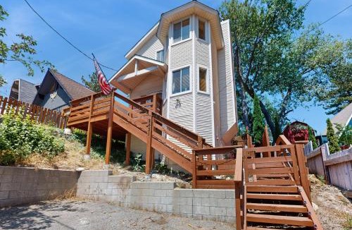 Arrowbear Lake House | Boat, Hike, Fish! Summer Cabin Near Lake Arrowhead