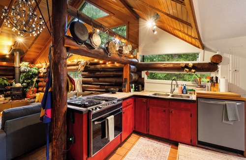 Pleasant Valley Cabin | Boho Forest Cabin Retreat Near the City!