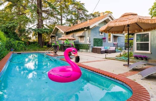 Sherman Oaks House | Boho Vibe House with Pool near Hollywood