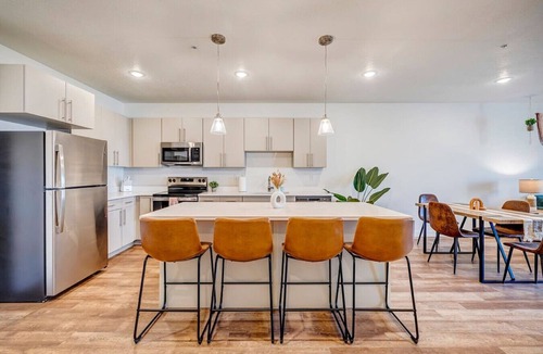 Draper Apartment | Bold Boho Themed 2bd 2ba