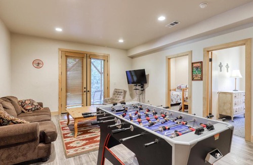 Shaver Lake House | Bonanza Bunkhouse
