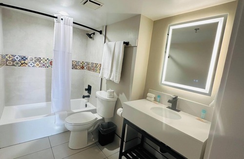 San Ysidro Hotel | BORDER PLAZA HOTEL