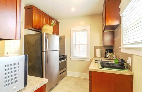 South Park Apartment | Boutique Historic Studio Balboa Park W/D