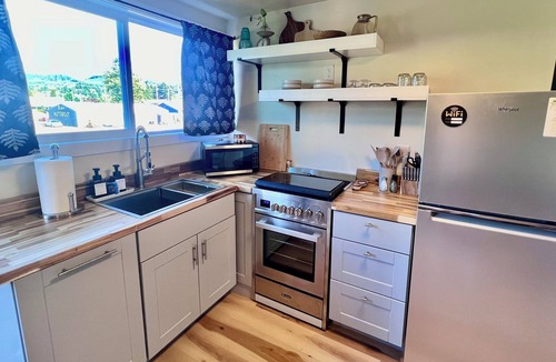 Forks Apartment | Brand new Cozy apartment in lovely Forks with WiFi,