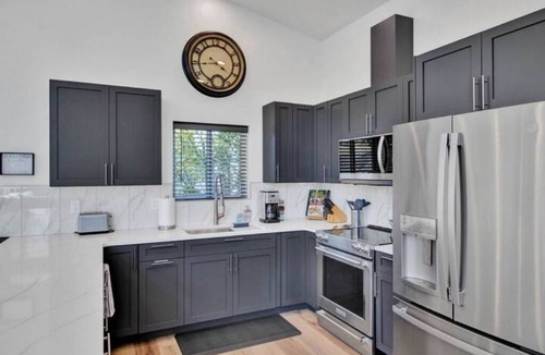 Eugene House | BRAND NEW Luxury Home Near Autzen Stadium