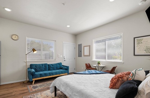 Kennewick Apartment | Brand new, luxury studio for rent by the night, week or month!