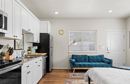 Kennewick Apartment | Brand new, luxury studio for rent by the night, week or month!