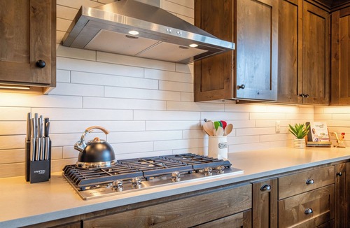 Powell Butte House | Brasada Quail Run - Bicycles, PingPong