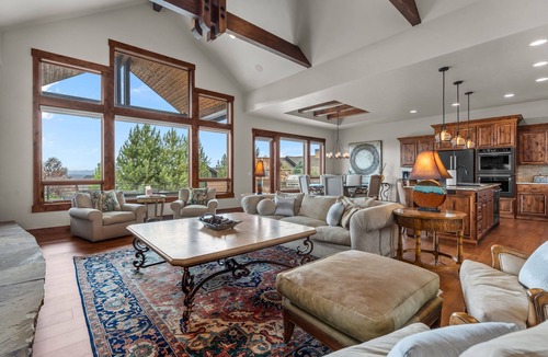 Powell Butte House | Brasada Ranch Escape | Luxury | Cascade Views