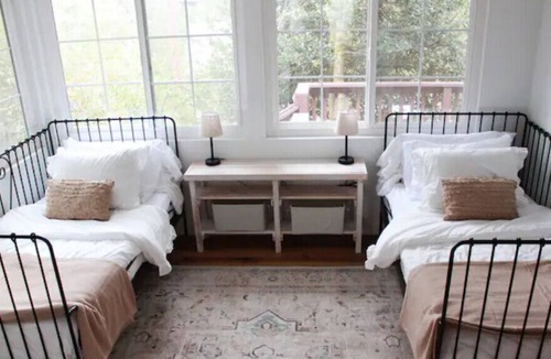 Julian Cottage | Briar Patch Cottage | Hot Tub · Downtown Julian!