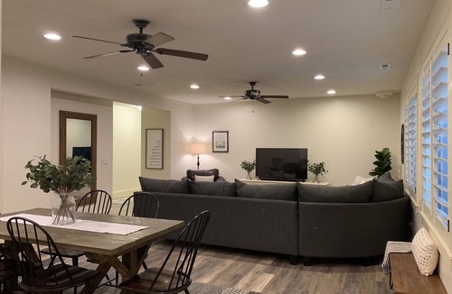 Highland House | Bright & Beautiful 3 Bedroom Basement Apartment