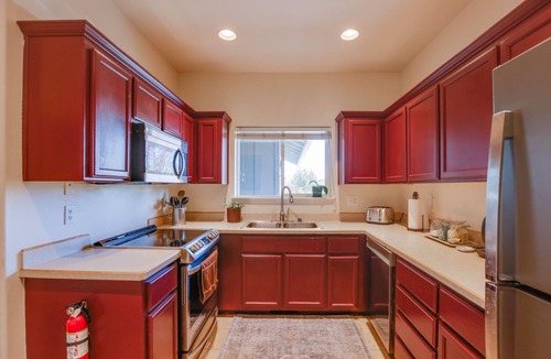 Old Farm District House | Bright Bend Home w/Patio < 3 Mi to Downtown!
