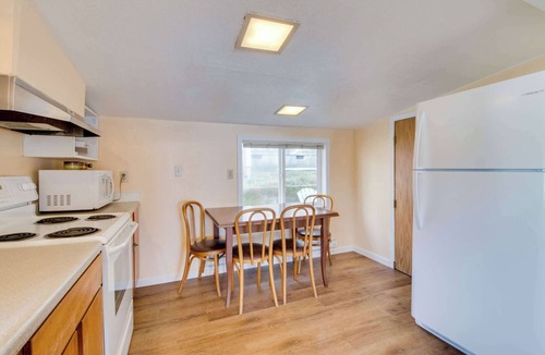 Netarts House | Bright Oceanfront Home with Stunning Pacific and Bay Views Near Town