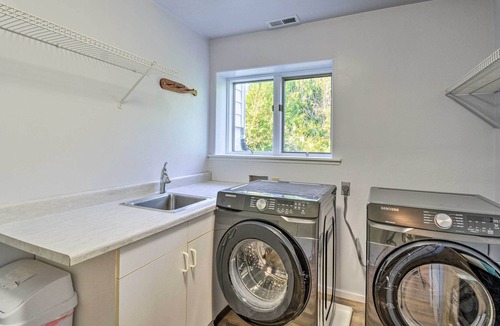 Diamond Point Apartment | Bright Sequim Duplex w/ Views of Waterway!