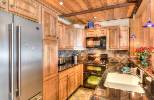 Brockway House | Brockway Springs Lodge | Steps to Lake Access!