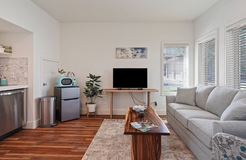 Broken Top Condo | Broken Top Gated Community, Quiet and Peaceful